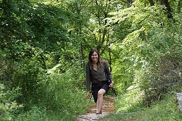 Naturpark-Rangerin im Wald Naturpark-Rangerin im Wald